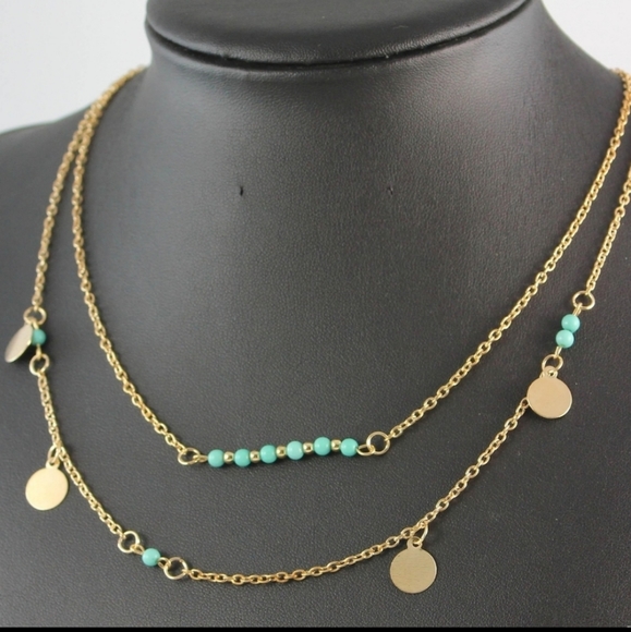 Layered boho beaded and gold necklace - Picture 4 of 5